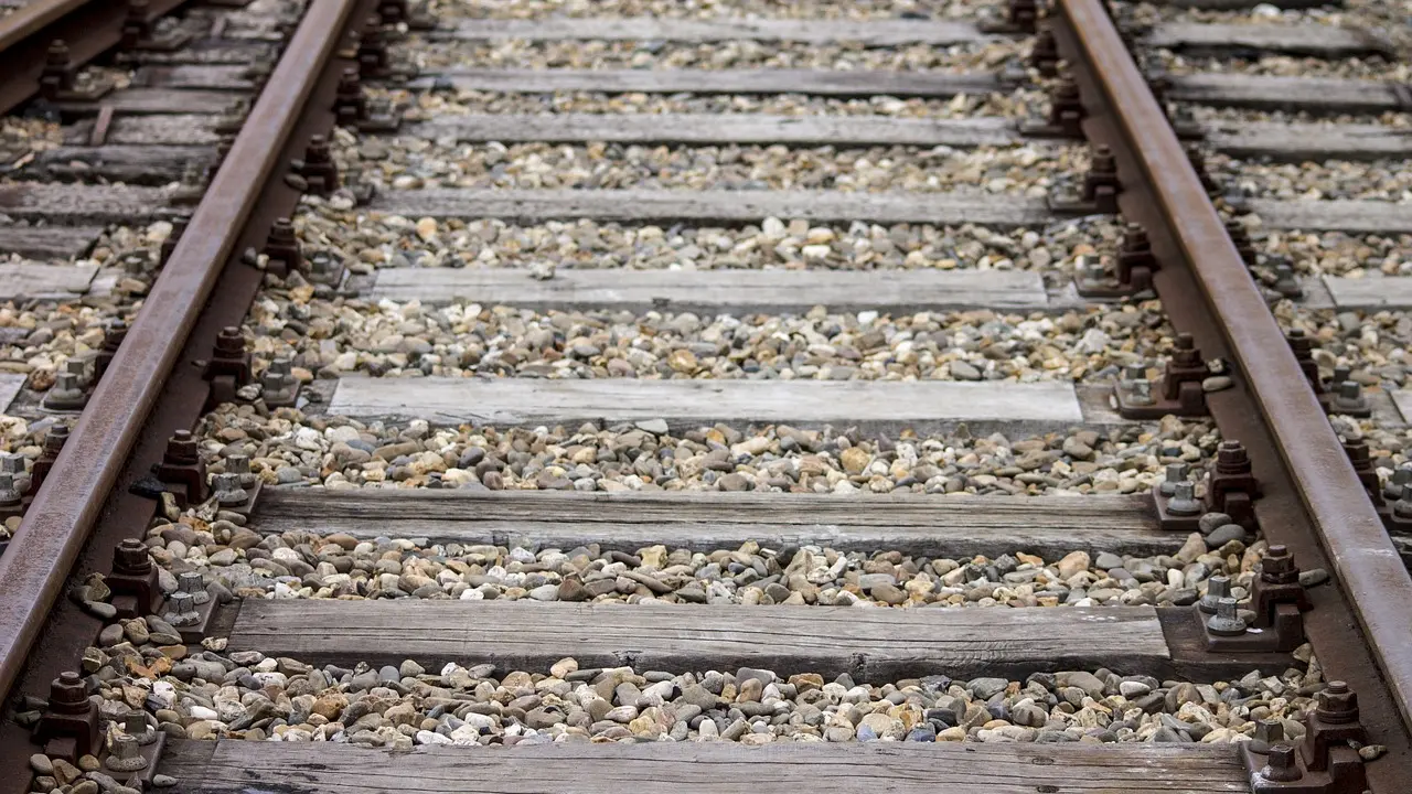 Utylizacja podkładów kolejowych – unieszkodliwienie i recykling